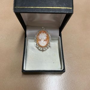 *New Silver Cameo Necklace Pendant*